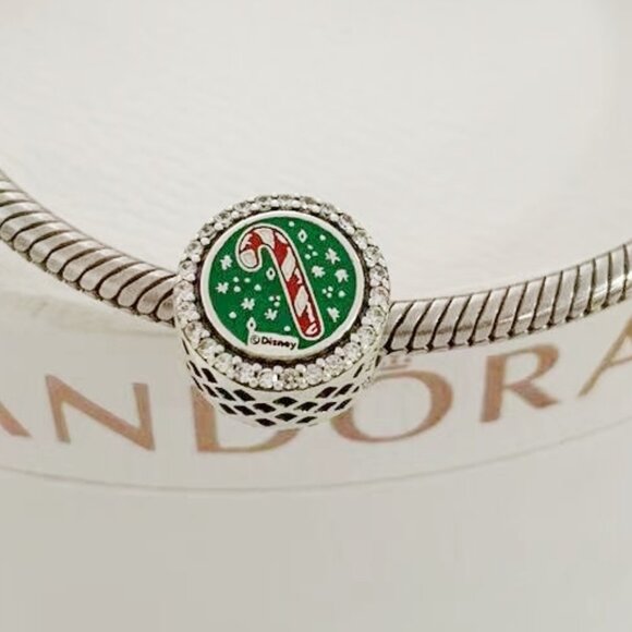 Disney Parks 2022 Merry Christmas Minnie Castle Candy Cane Pandora Charm - Picture 3 of 3